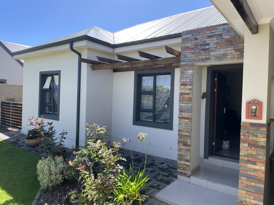 3 Bedroom Property for Sale in Blue Mountain Village Western Cape